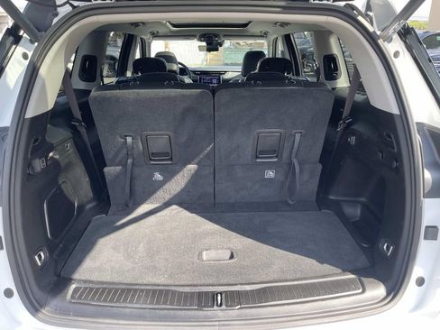 Used 2023 Jeep Grand Cherokee L Limited w/ Luxury Tech Group II AWD/4WD image 8