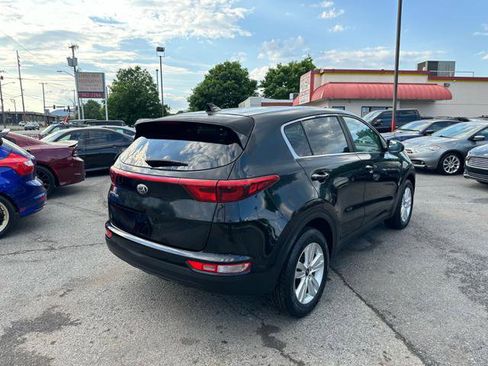 Used 2017 Kia Sportage LX AWD/4WD image 5
