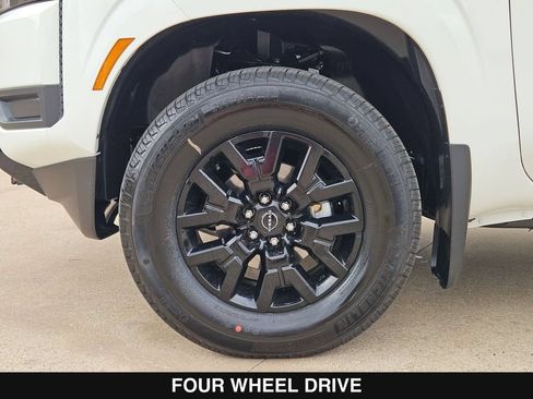 New 2026 Nissan Frontier SV w/ Tow Package AWD/4WD image 27