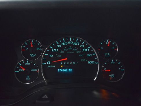 Used 2018 GMC Savana 2500 w/ Driver Convenience Package RWD image 13