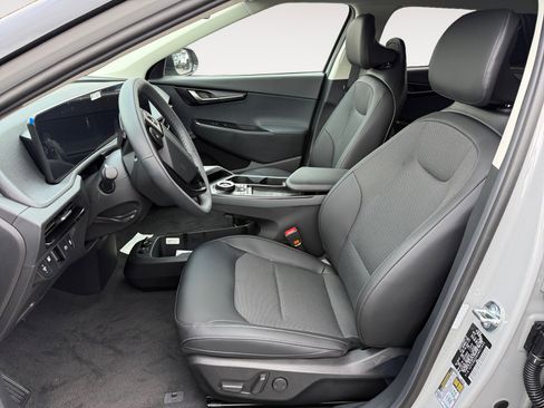 New 2025 Kia EV6 Light image 10