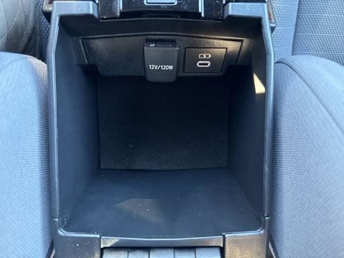 Used 2024 Toyota Corolla SE image 24