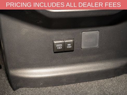 Used 2025 Toyota Tundra SR5 w/ SR5 Convenience Package AWD/4WD image 7