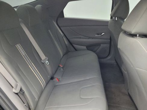 Used 2023 Hyundai Elantra Blue FWD image 19