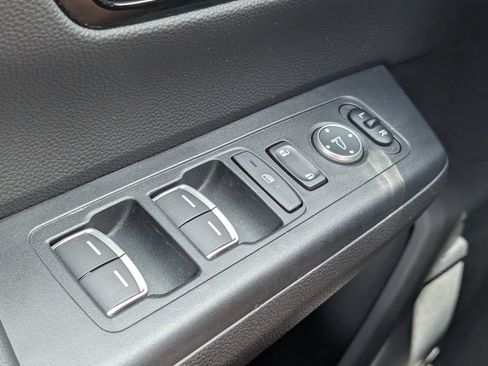 Used 2023 Honda CR-V Sport Touring image 16