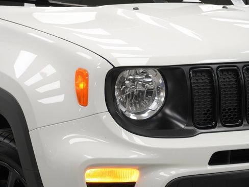 Used 2022 Jeep Renegade Altitude w/ Convenience Group image 6