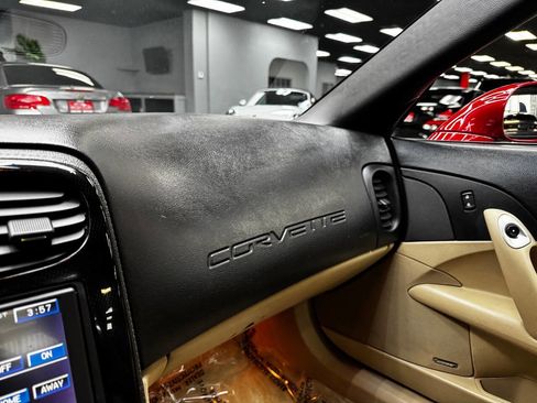 Used 2008 Chevrolet Corvette Base 2dr Coupe w/ Preferred Equipment Group image 25