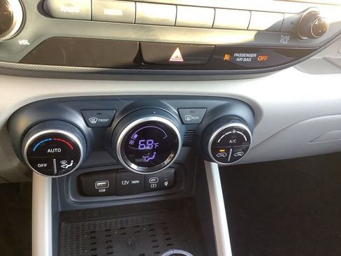 Certified 2026 Hyundai Venue SEL image 30