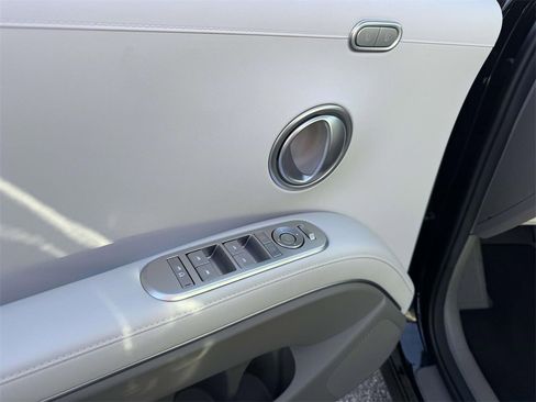 Used 2026 Hyundai Palisade Limited image 13