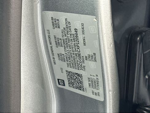 Used 2023 Chevrolet Colorado W/T RWD image 29