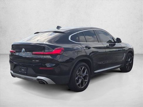 Used 2022 BMW X4 xDrive30i w/ Parking Assistance Package AWD/4WD image 5