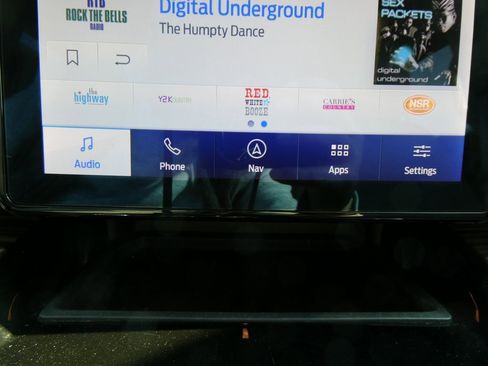 Used 2021 Ford Explorer Limited image 29