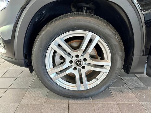Certified 2023 Mercedes-Benz GLB 250 4MATIC image 38