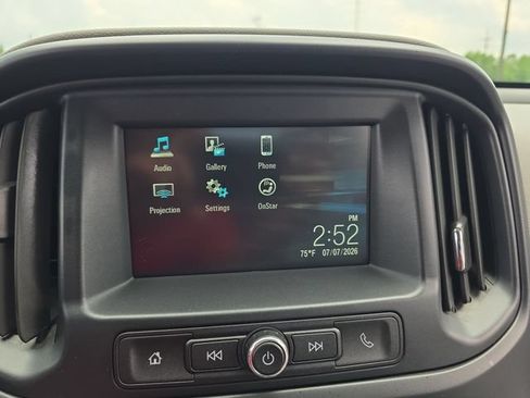 Used 2017 GMC Canyon 2WD Crew Cab w/ Convenience Package image 22