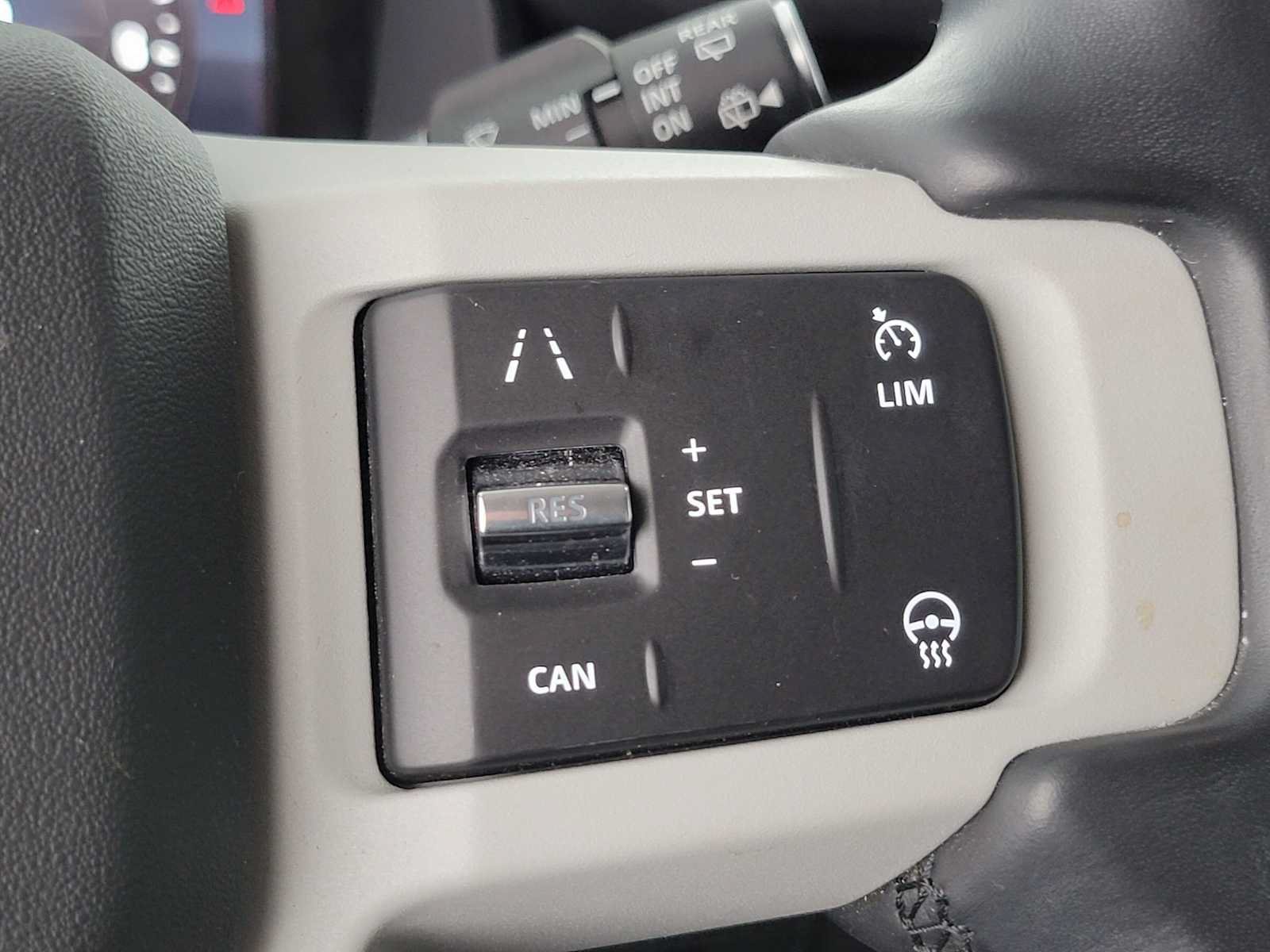 Used 2023 Land Rover Defender 110 S AWD/4WD image 30