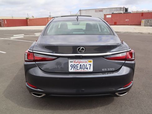 Used 2022 Lexus ES 350 w/ Premium Package image 10