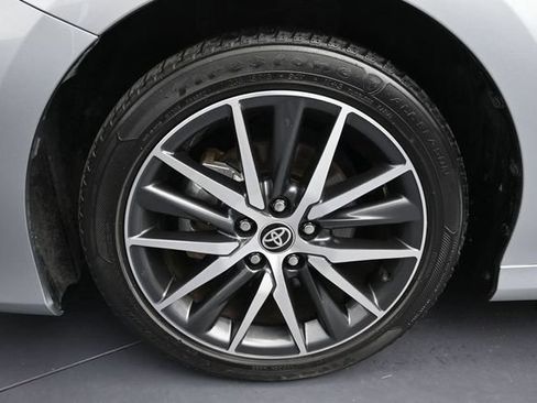 Used 2024 Toyota Camry XLE FWD image 21