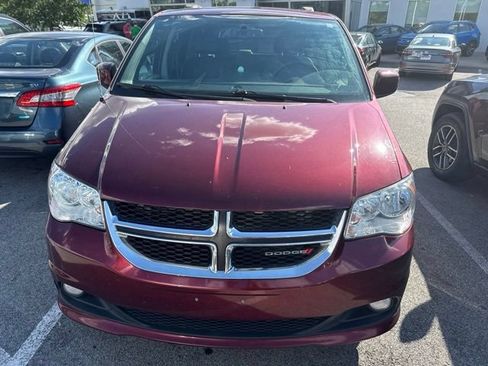 Used 2017 Dodge Grand Caravan SXT FWD image 9