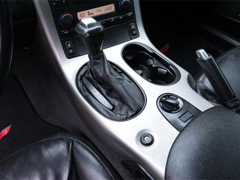 Used 2005 Chevrolet Corvette Coupe w/ Preferred Equipment Group image 26