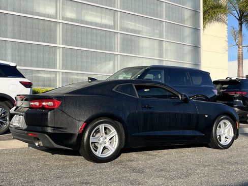 Used 2023 Chevrolet Camaro LT image 5