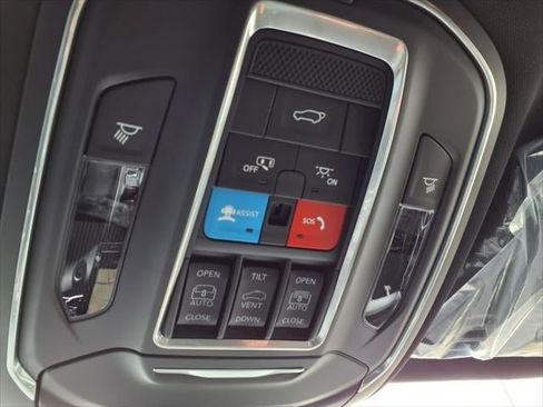 New 2026 Jeep Grand Wagoneer 4WD w/ Premium Group I image 52