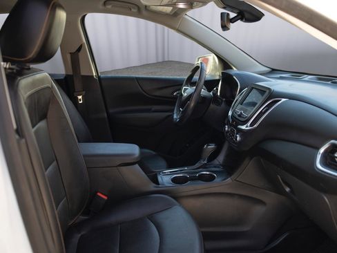 Used 2021 Chevrolet Equinox LT image 15