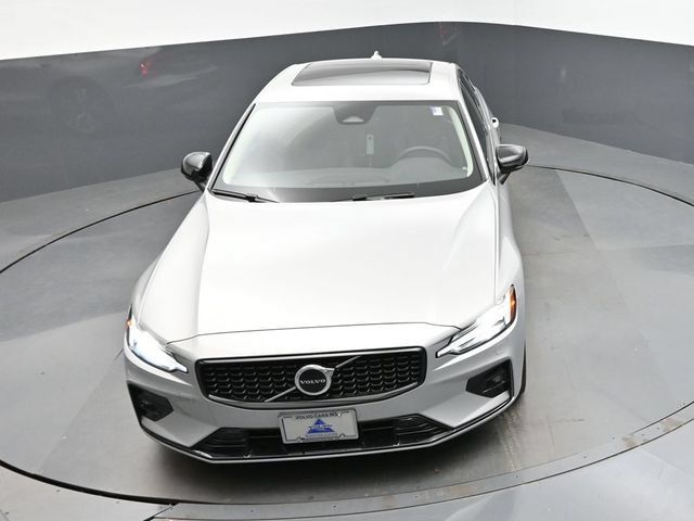 Used 2023 Volvo S60 B5 Core w/ Climate Package FWD image 41