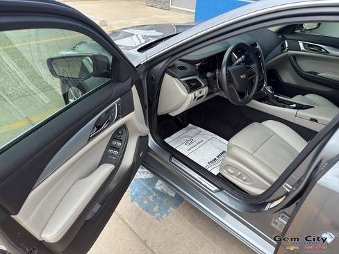 Used 2018 Cadillac CTS Luxury RWD image 15