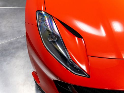 Used 2018 Ferrari 812 Superfast image 52