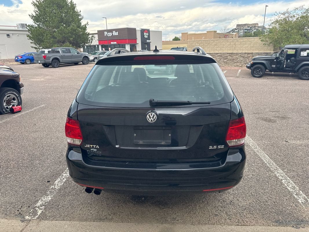 Used 2012 Volkswagen Jetta SE FWD image 6
