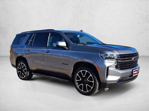 Used 2022 Chevrolet Tahoe RST w/ Luxury Package image 3