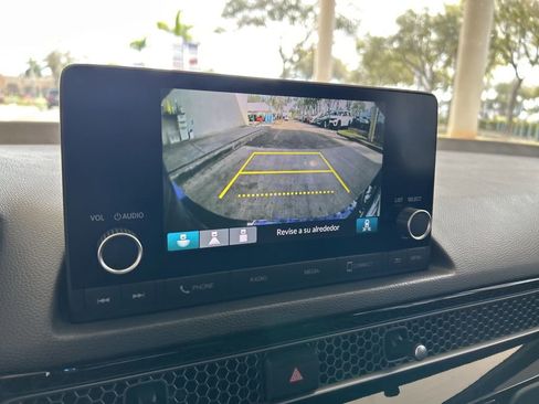 Used 2025 Honda Civic Sport image 9