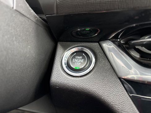 Used 2024 Buick Envista Sport Touring w/ Convenience I Package image 17