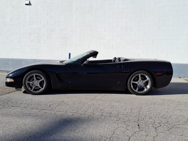 Used 2000 Chevrolet Corvette Convertible w/ Memory Pkg RWD image 8