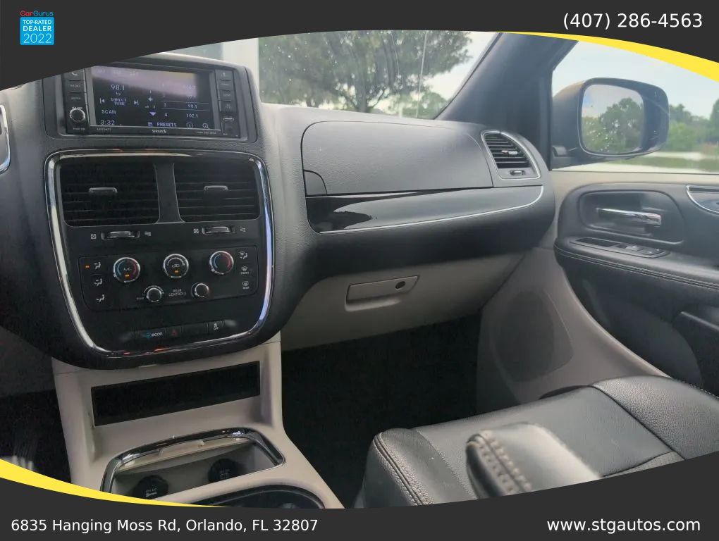 Used 2020 Dodge Grand Caravan SXT FWD image 21