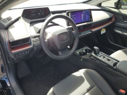 New 2025 Toyota Prius Plug-In Hybrid image 20