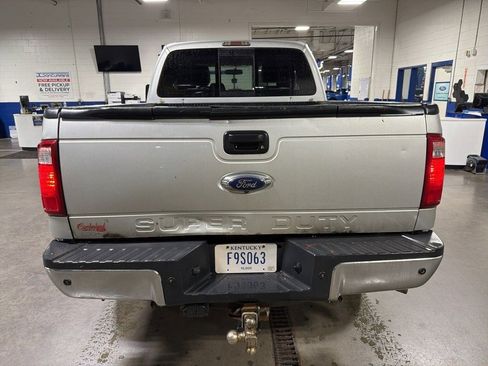 Used 2014 Ford F250 Lariat w/ Chrome Package image 5