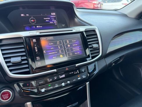 Used 2016 Honda Accord EX-L image 37