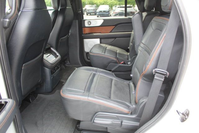 Certified 2023 Lincoln Navigator Black Label AWD/4WD image 16