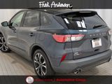 Used 2022 Ford Escape SE w/ SE Sport Appearance Package image 4