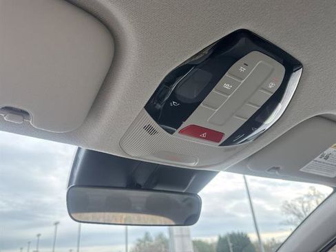 New 2025 Kia K4 LXS image 16