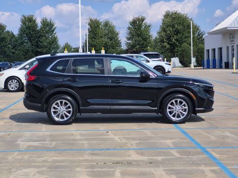 Certified 2024 Honda CR-V EX image 5
