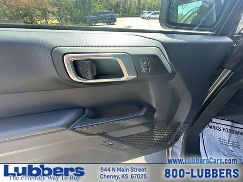 Used 2025 Ford Bronco Big Bend AWD/4WD image 12