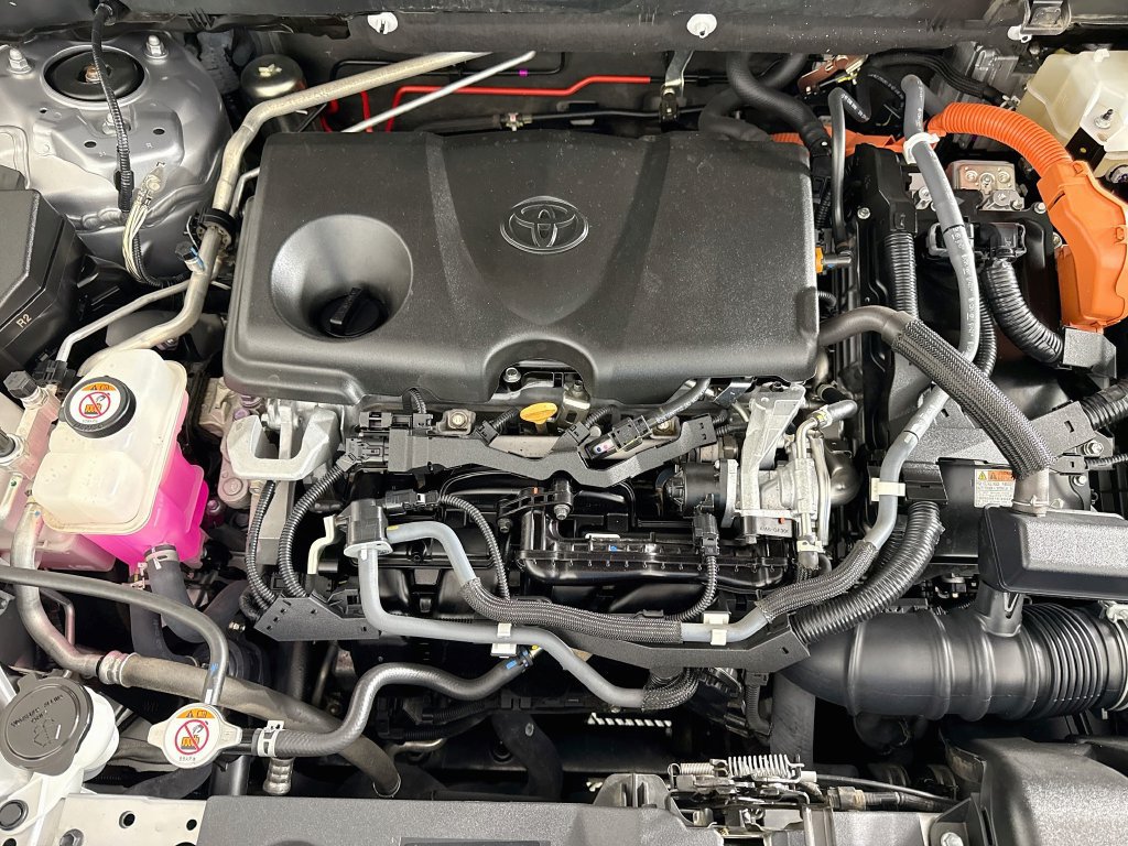 Used 2021 Toyota RAV4 Limited AWD/4WD image 32