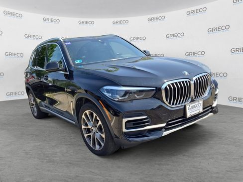 Used 2022 BMW X5 xDrive40i w/ Climate Comfort Package image 1