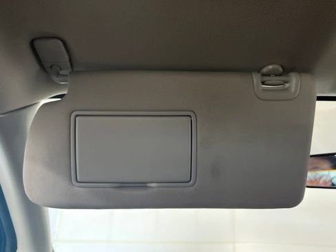 Used 2022 Nissan Frontier S RWD image 61