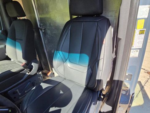 Used 2019 Mercedes-Benz Sprinter 170 image 17