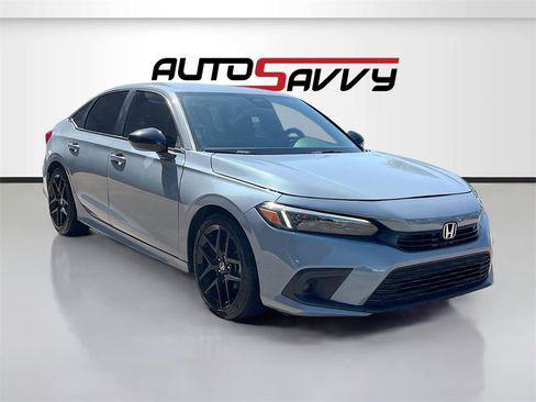 Used 2024 Honda Civic Sport image 1