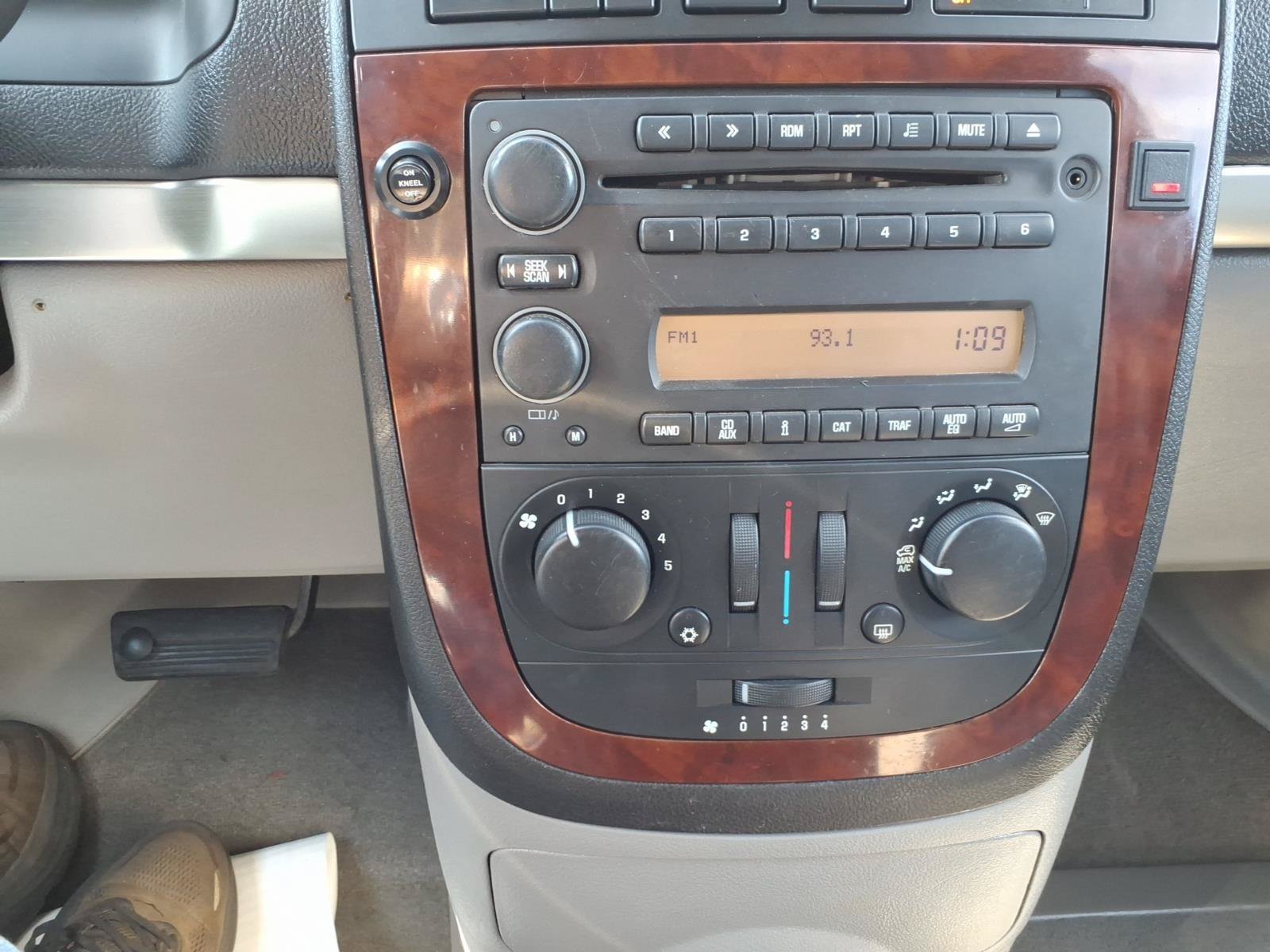 Used 2008 Chevrolet Uplander w/ Climate Package FWD image 15
