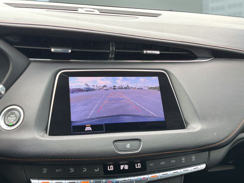 Used 2023 Cadillac XT4 Sport FWD image 26